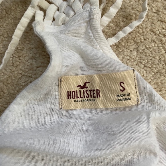 Hollister strappy tank top - Picture 3 of 3